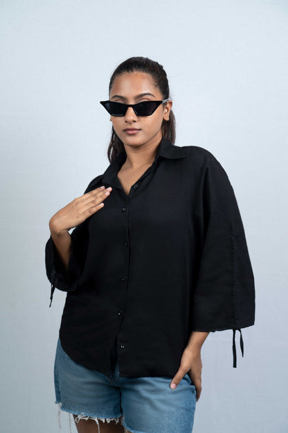 SHIRT WITH DRAWSTRING SLEEVES